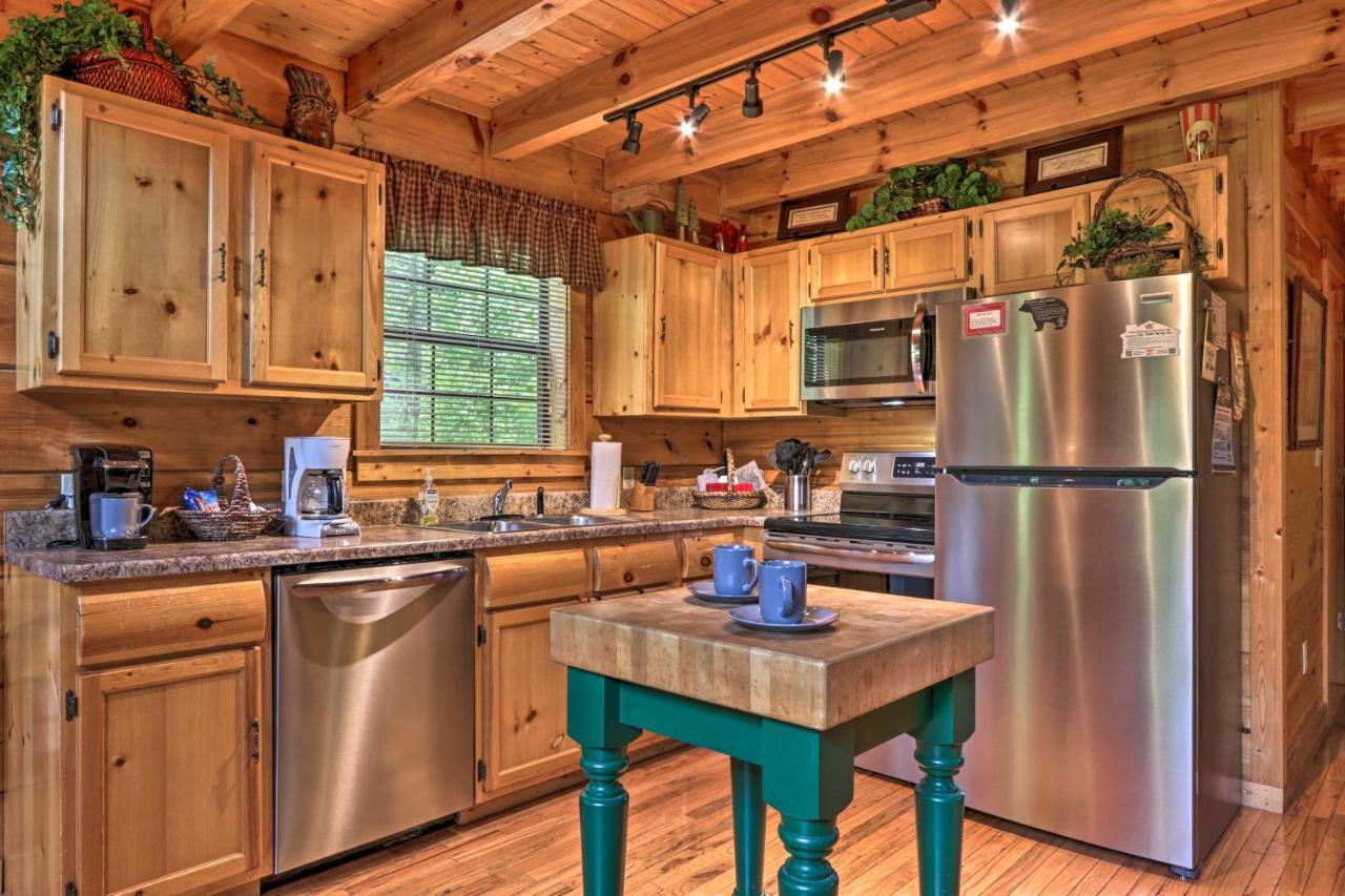 Gatlinburg Mountainside Escape With Deck And Hot Tub! Villa Eksteriør bilde