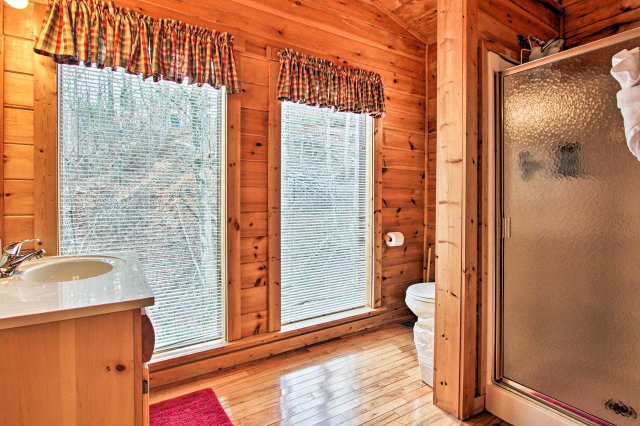 Gatlinburg Mountainside Escape With Deck And Hot Tub! Villa Eksteriør bilde