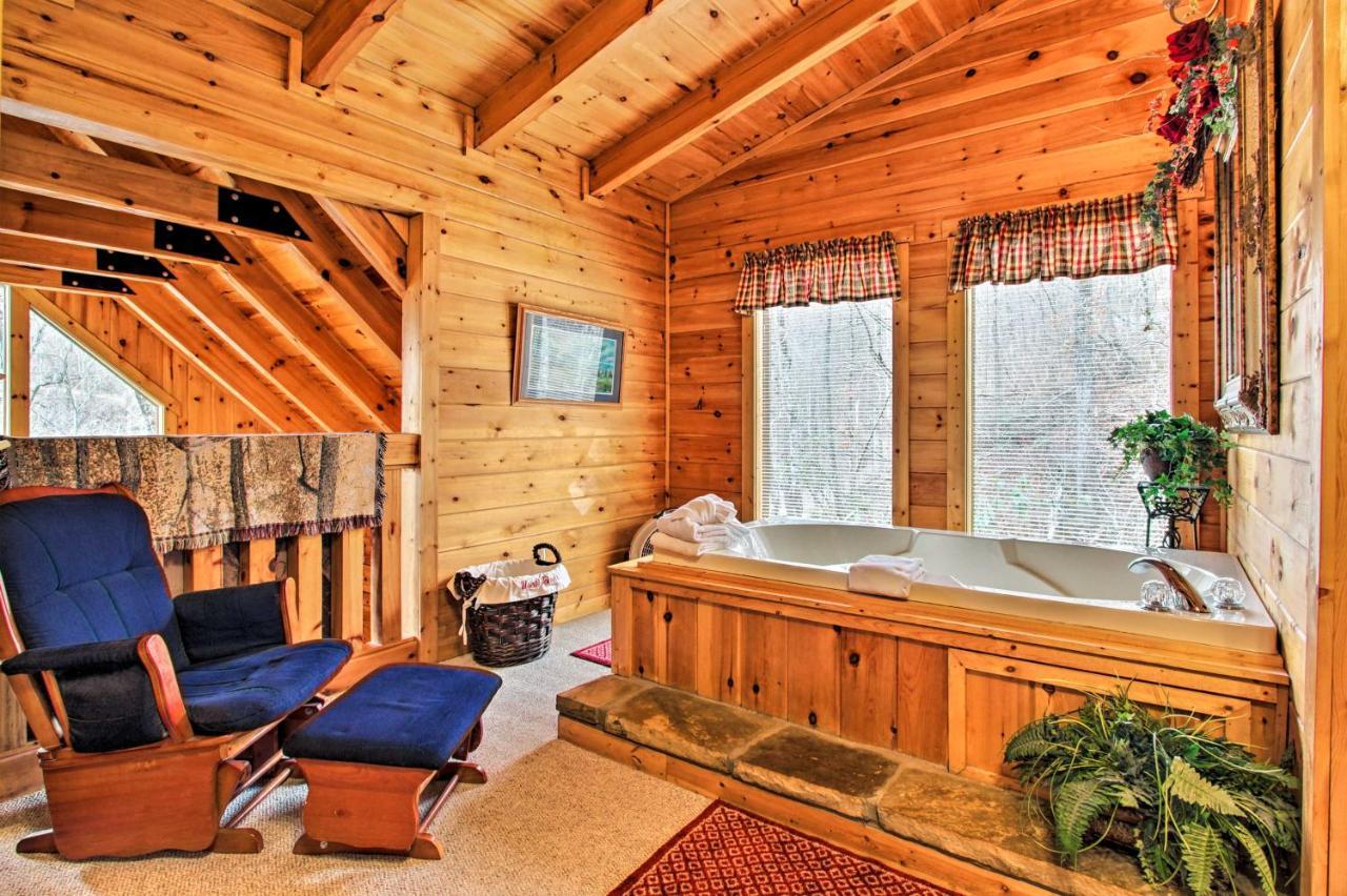 Gatlinburg Mountainside Escape With Deck And Hot Tub! Villa Eksteriør bilde