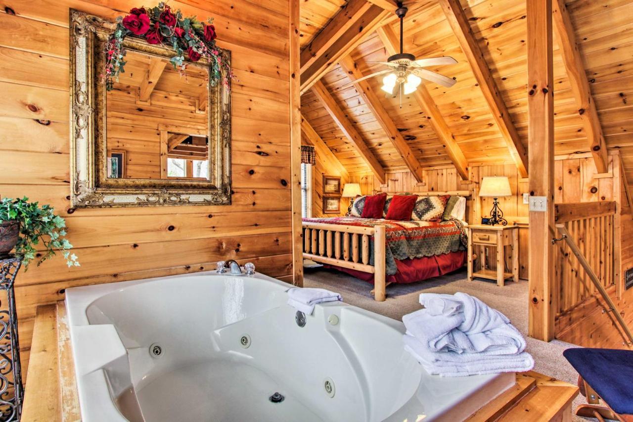 Gatlinburg Mountainside Escape With Deck And Hot Tub! Villa Eksteriør bilde