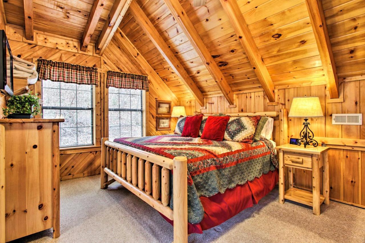 Gatlinburg Mountainside Escape With Deck And Hot Tub! Villa Eksteriør bilde